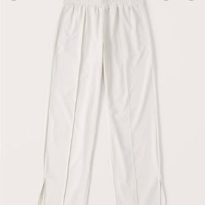 Abercrombie & Firch travelers track pants size small (short)